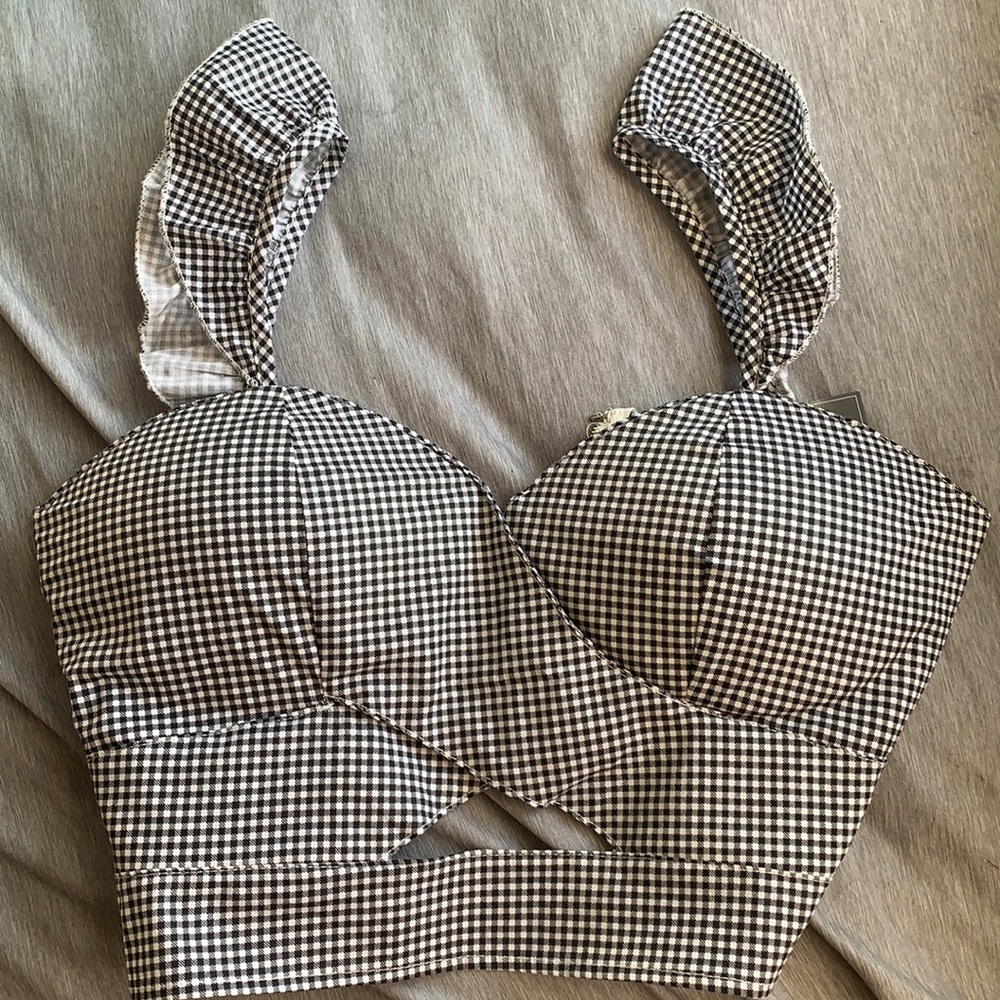 Ruffle crop top